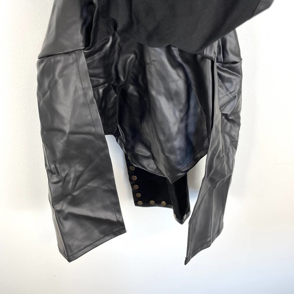 Elegant Black Cape and Dress Set - Picture 9 of 16